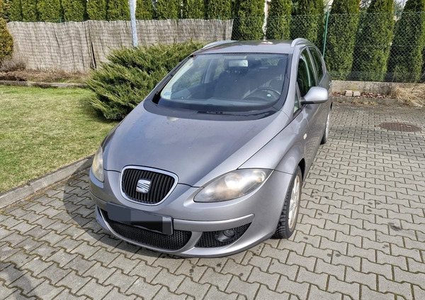 Seat Altea XL cena 14500 przebieg: 297000, rok produkcji 2009 z Szydłowiec małe 211